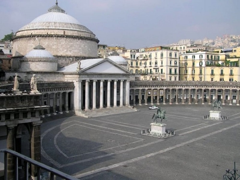 Piazza del Plebiscito